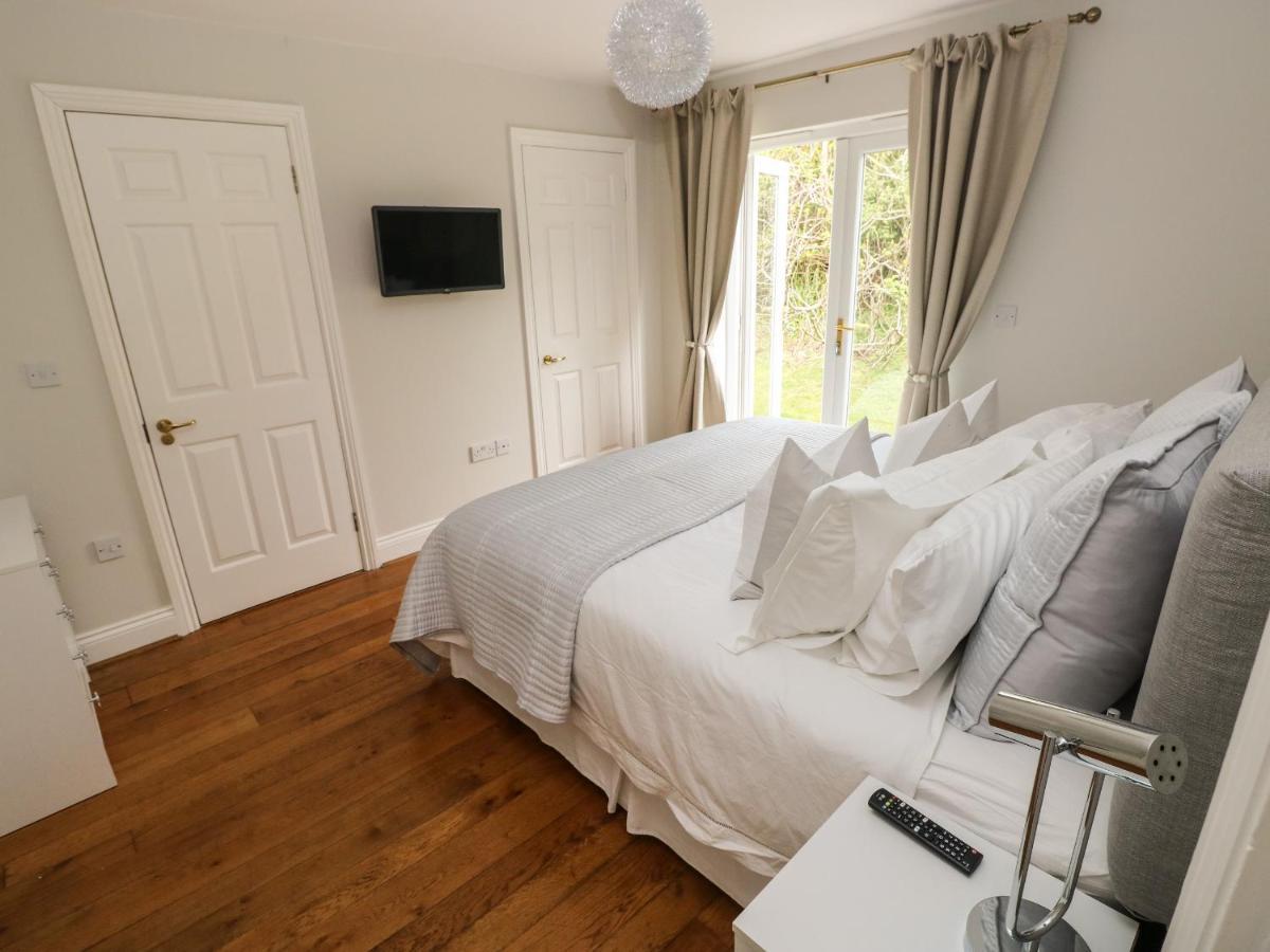 Apartamento Seashells Tenby Exterior foto